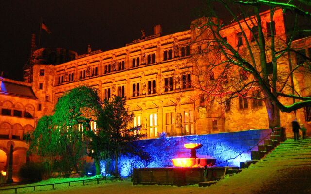 Neu Heidelberg - Guesthouse & Apartments