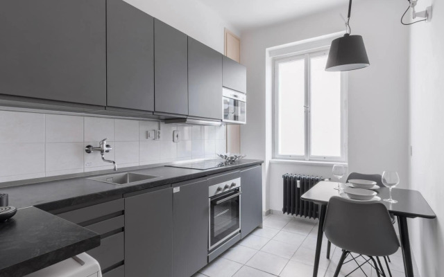 Contemporary Flat in New Town by Prague Days