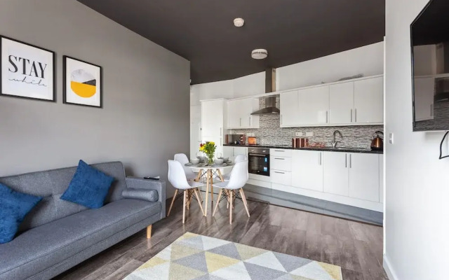 Modern Executive Apartment Peterborough