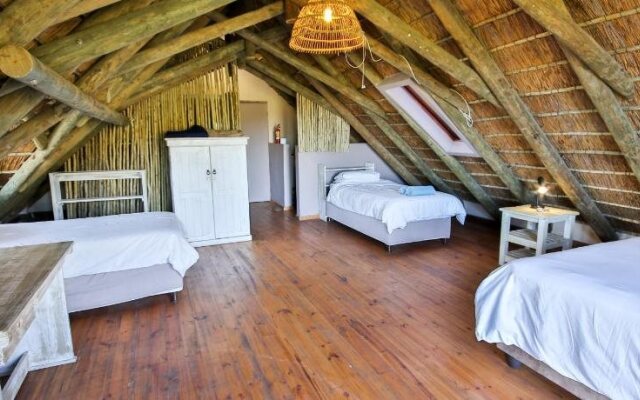 Oyster Bay Beach Lodge