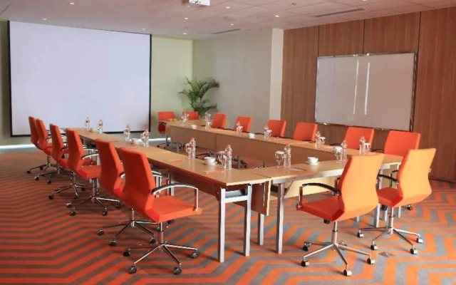 HARRIS Hotel & Conventions Solo