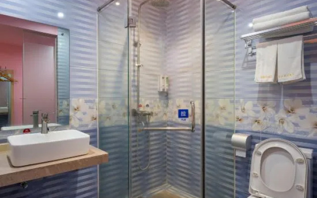 Yi Pin Holiday Hotel (Haikou Meilan Airport)