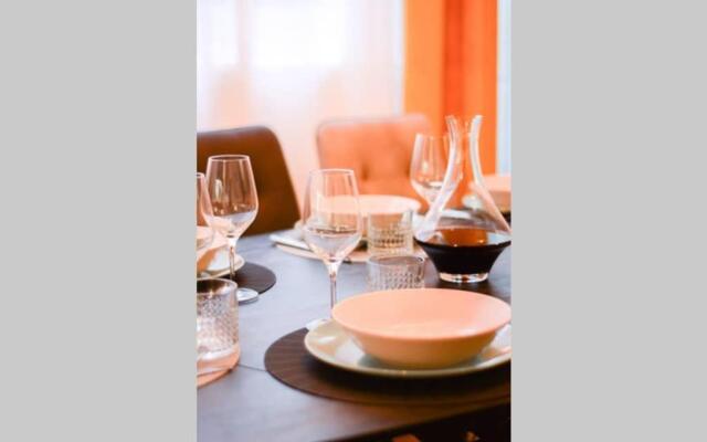 Luxueux Duplex 6 - 8pers - Full Equipped - République