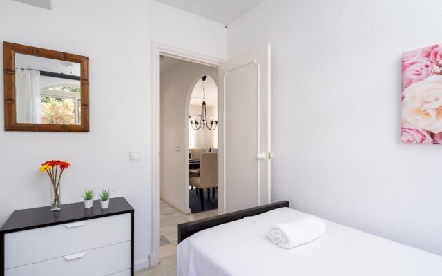 Charming Apartment Near Beach and Golf Ref 115