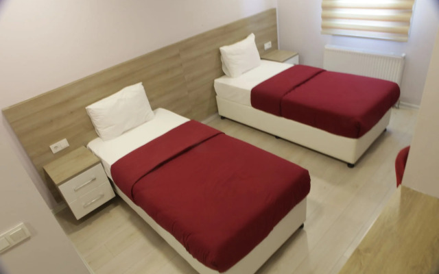 Uçar Royal Hotel and Conference Hall