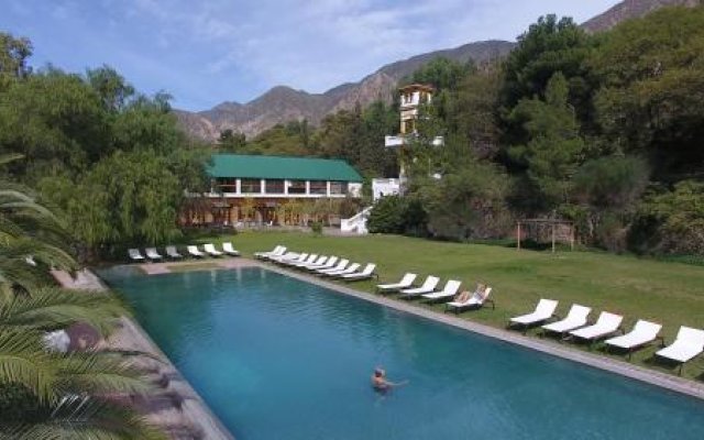 Hotel  Resort Termas Cacheuta