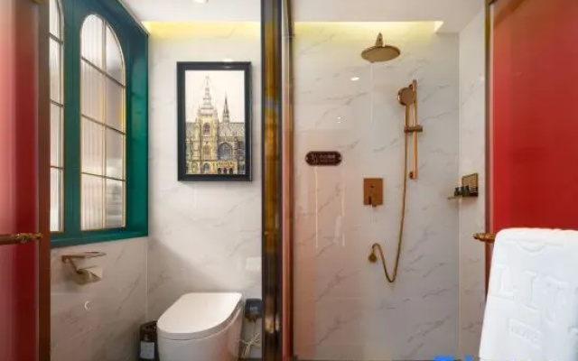 Chengdu Chunxi Road Taisheng South Road Subway Station James Joyce Elite Hotels – Bathroom – Chengdu
