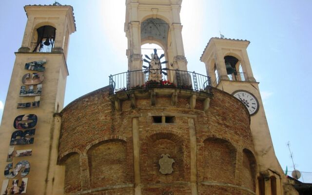 Luxurious Villa in Tredozio with Swimming Pool