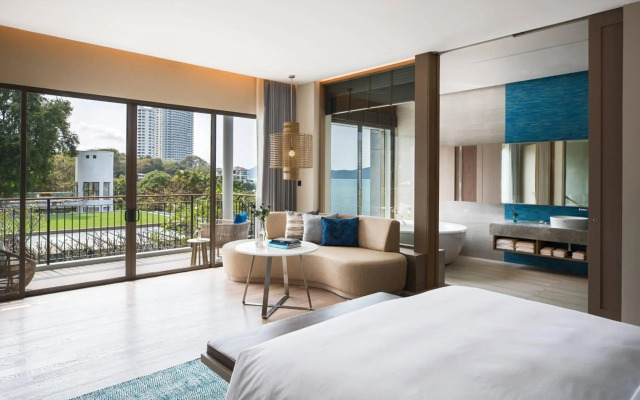 Renaissance Pattaya Resort & Spa