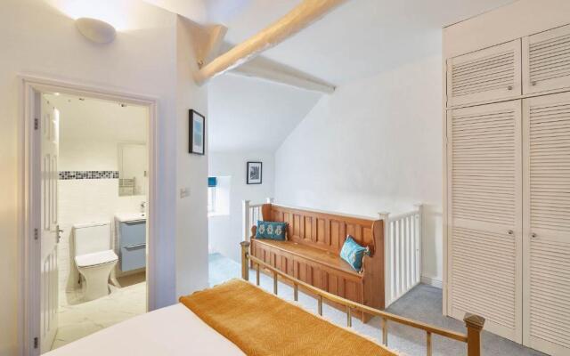 Host Stay Dove Grey 25 West End