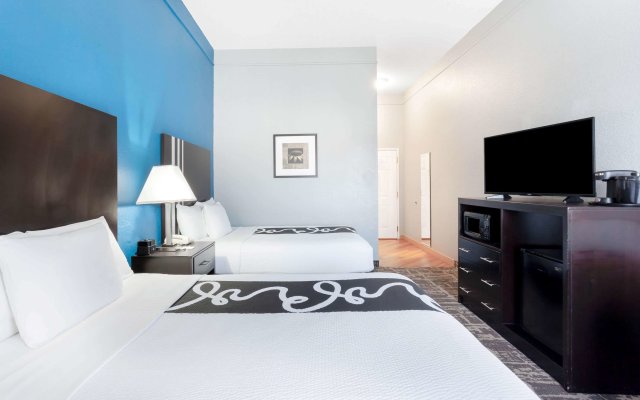La Quinta Inn & Suites by Wyndham Kerrville