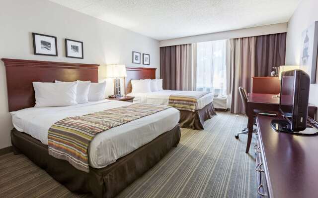 Country Inn & Suites by Radisson, Traverse City, MI