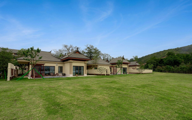 Howard Johnson the Bund Hotel Gasa