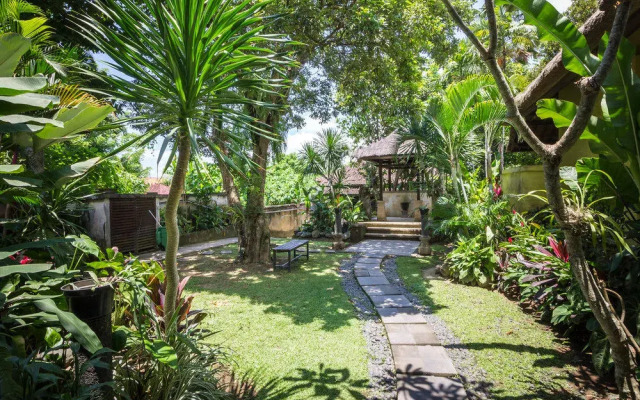 RedDoorz Plus @ Tjampuhan Ubud