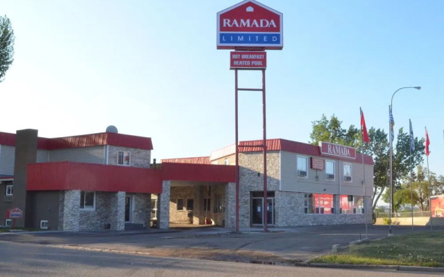 Econo Lodge Inn & Suites