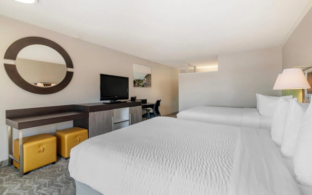 Ogunquit River Inn & Suites