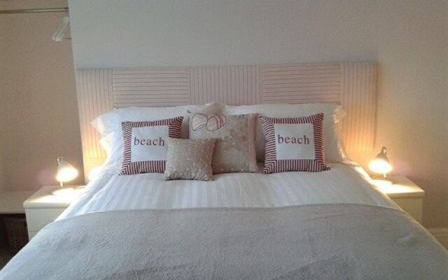 The Cove Guest House
