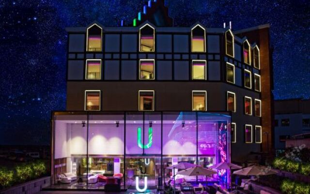 U Hotels