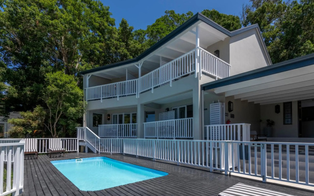 Hide Away Guest House