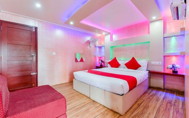 OYO 23482 Sht Symphony Premium Sharing Houseboat