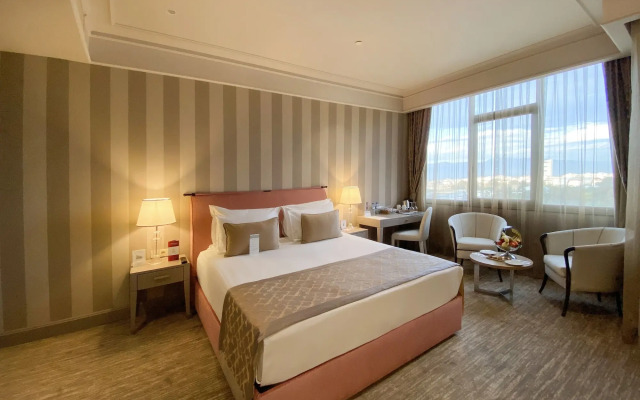 Kaya Izmir Thermal And Convention