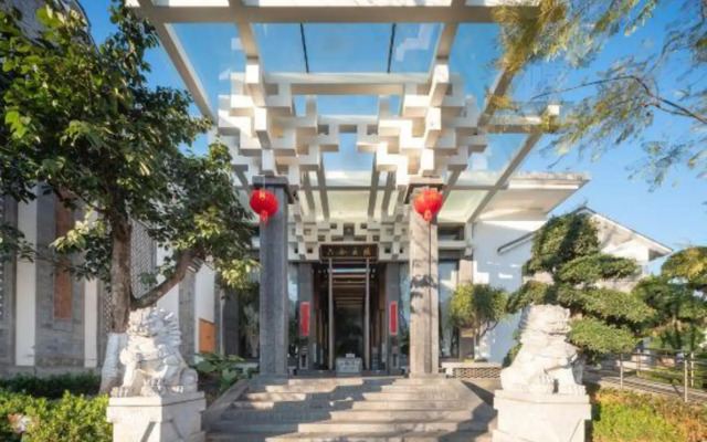 LiuHeYunYan Hotel.Dali