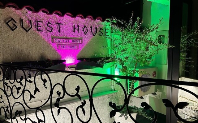Guest house Halvat