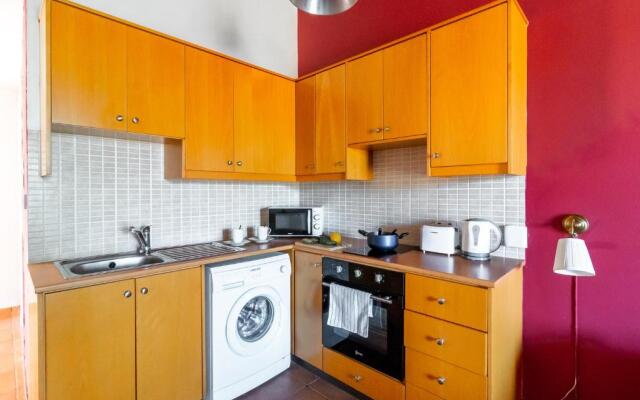 Kate's Latchi Beachfront Studio Apartment 1 by Ezoria