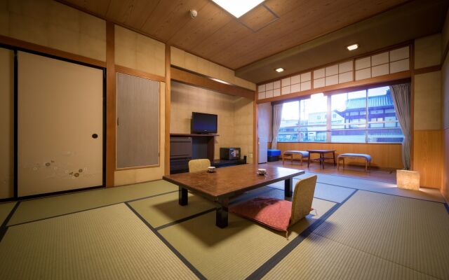 Matsushimaya Ryokan