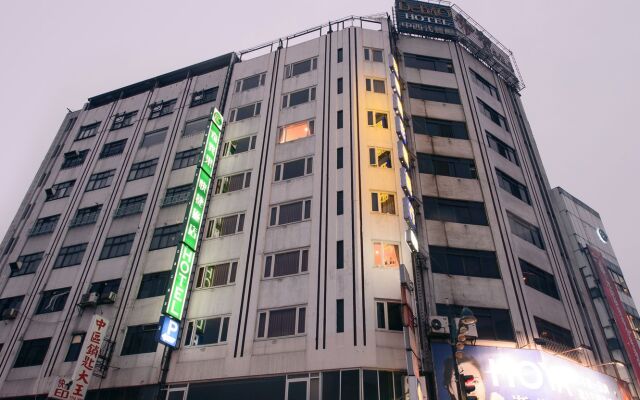 Kiwi Express Hotel - Zhong Zheng Branch