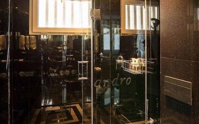 Teatro Boutique Rooms & Suites