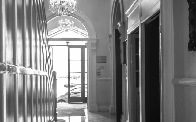 Commodore Hotel