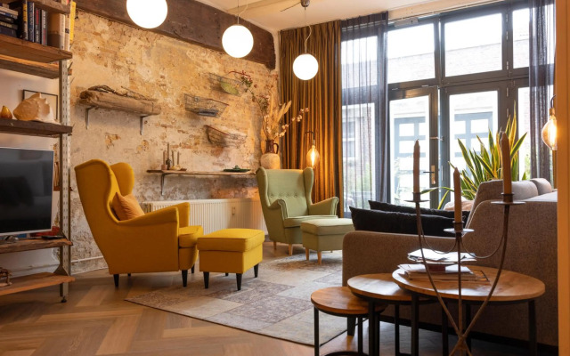 Passage, spacious apartment in historic center