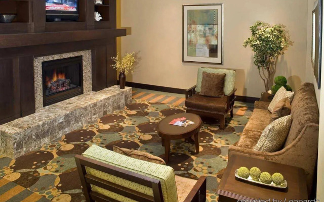 DoubleTree by Hilton Hotel St. Paul Downtown