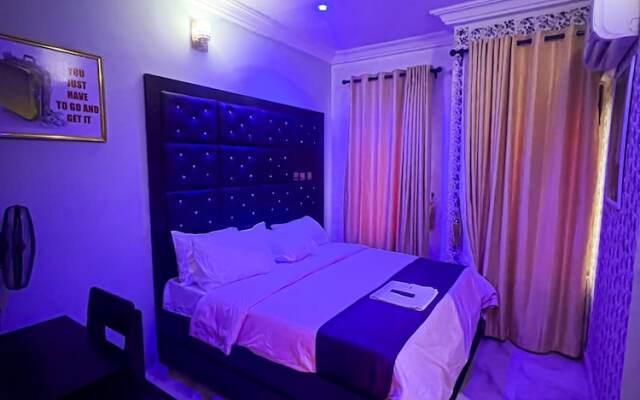 Ciara Jo Hotel and Suites