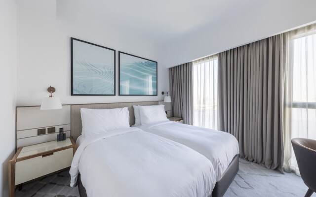 Comfortable 2BR Address Harbour Point