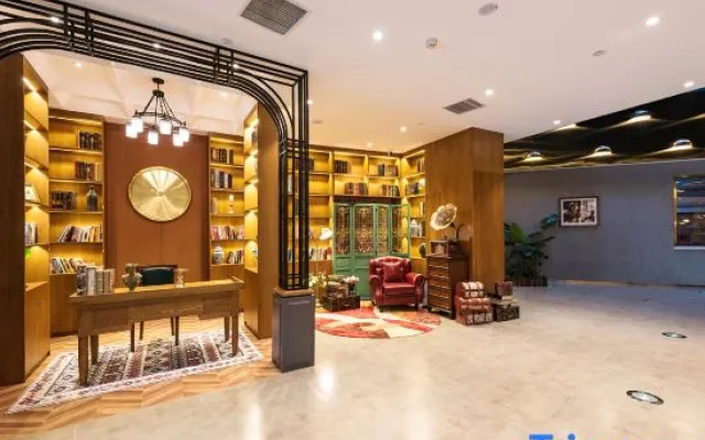 James Joyce Coffetel Hotel (Tianjin Italy Customs Area Tianjin Eye)