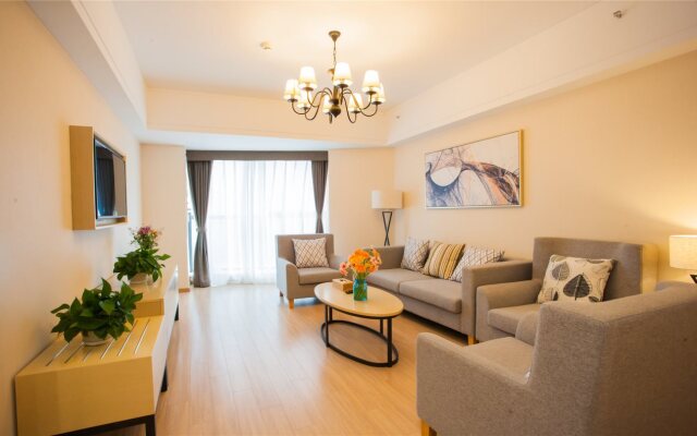 Resplendent Luxury Hotel QingDao Carvinal