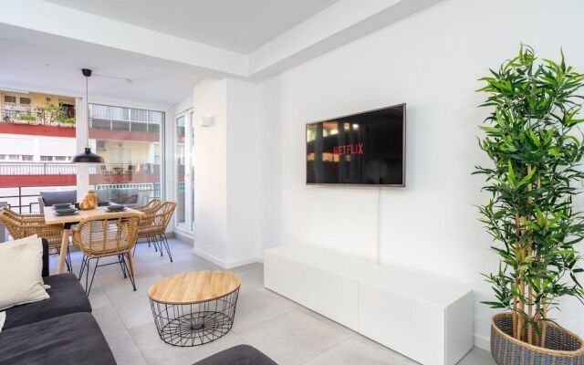 Stunning 3Br Terrace Apartment Best Location Ref 124