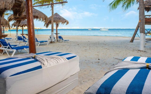 Beachscape Kin ha Villas & Suites