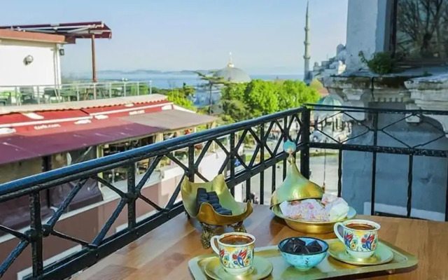 Hotel Million Old City
