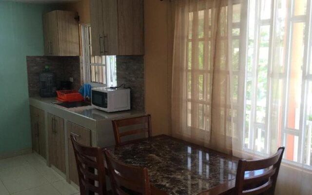 Bellas Place