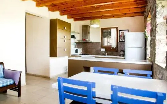 Important Group Villas Bitez