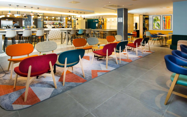 Hampton by Hilton London Park Royal