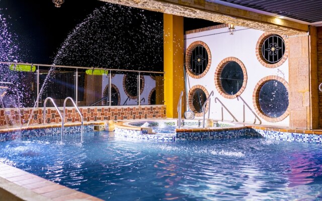 La Floresta de Cite Hotel