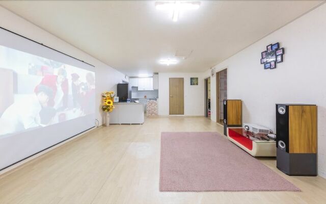 Gapyeong River Spa Pension