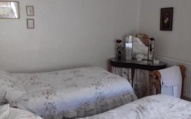 Hills Farm B&B Laugharne