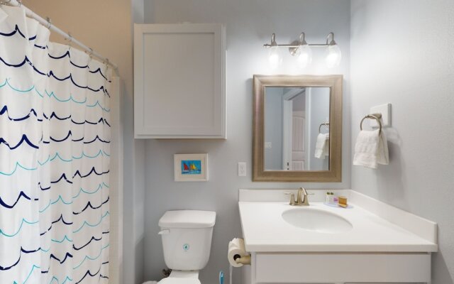 Beachside Getaway - 3 Br Condo