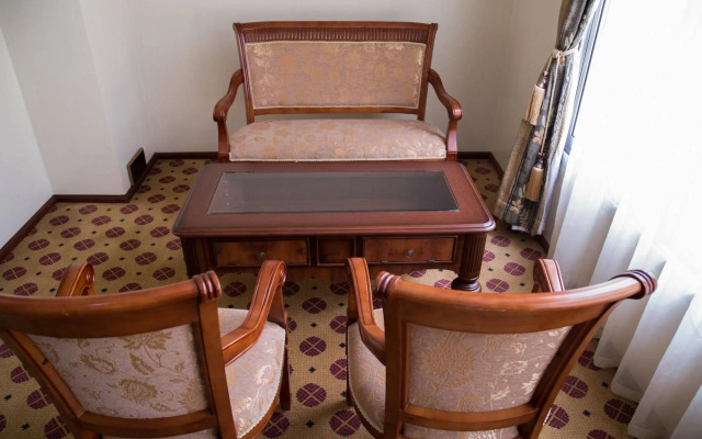 Hotel Karisimbi