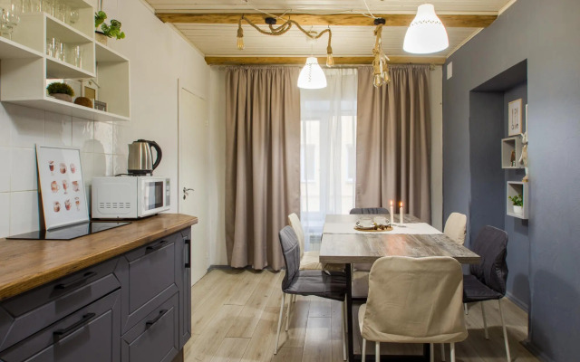 Апартаменты на набережной реки Фонтанки 40/68